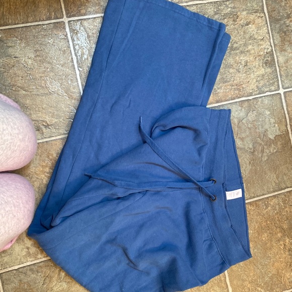 Victoria’s Secret plush and lush sweatpants - Picture 1 of 2